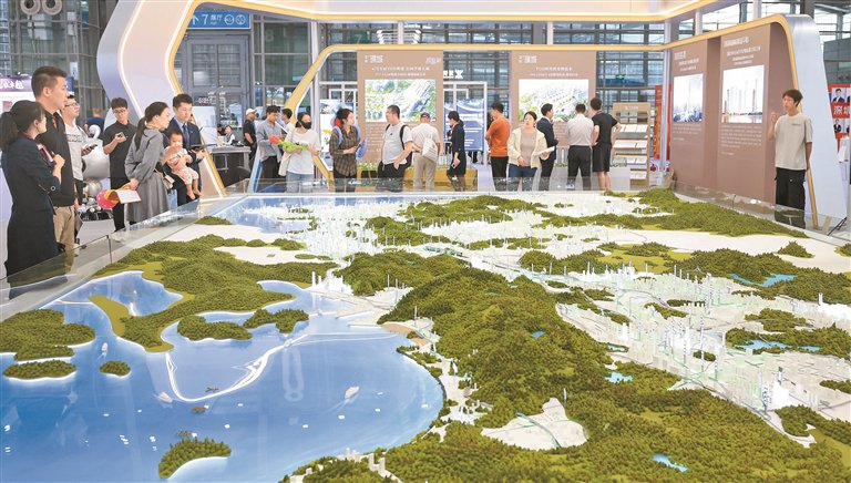 好房子 好社区 好服务 2024深圳国际物业管理产业博览会暨深圳房地产交易会开幕